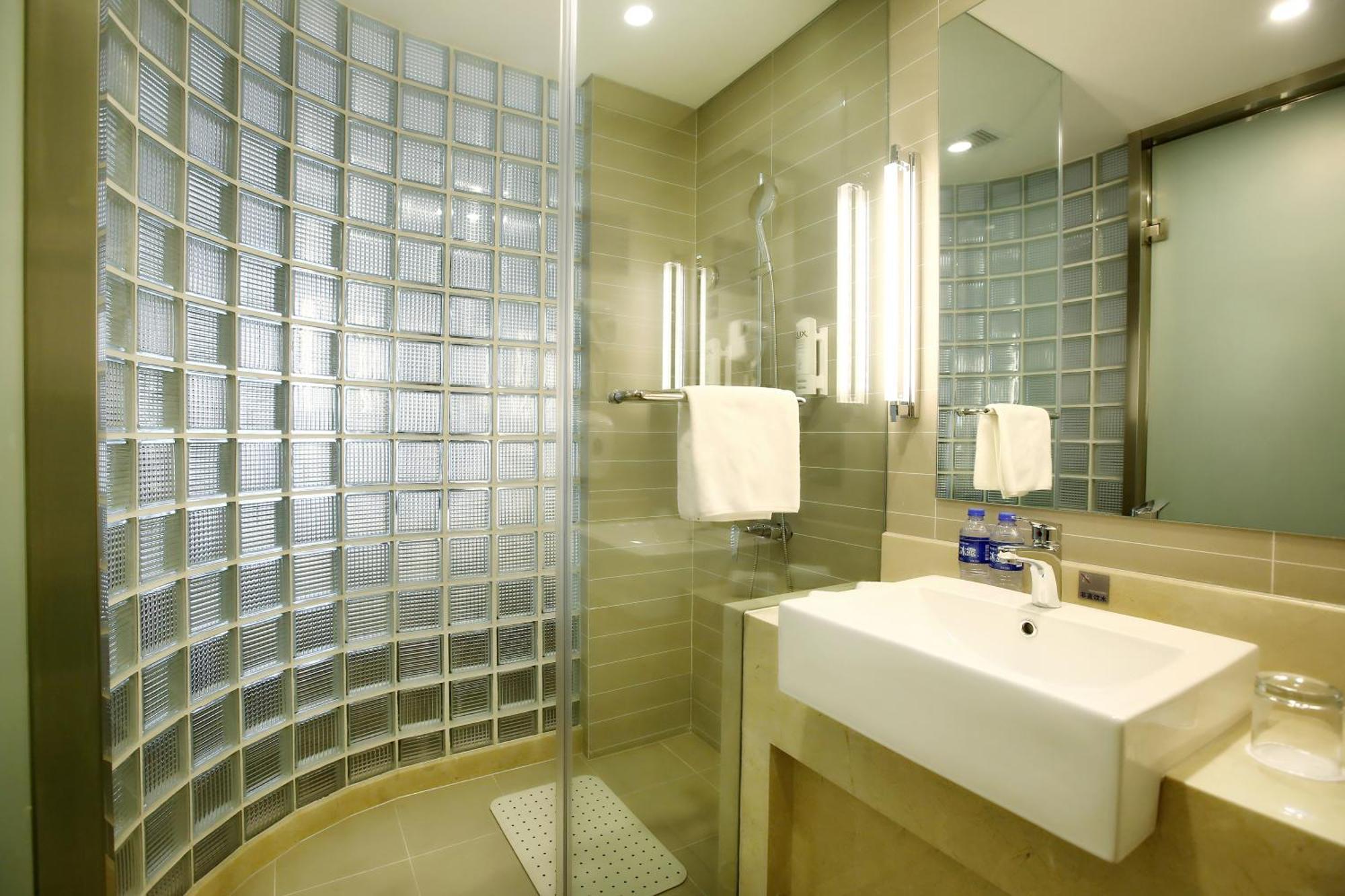 Holiday Inn Express Langfang Park View By Ihg Екстериор снимка
